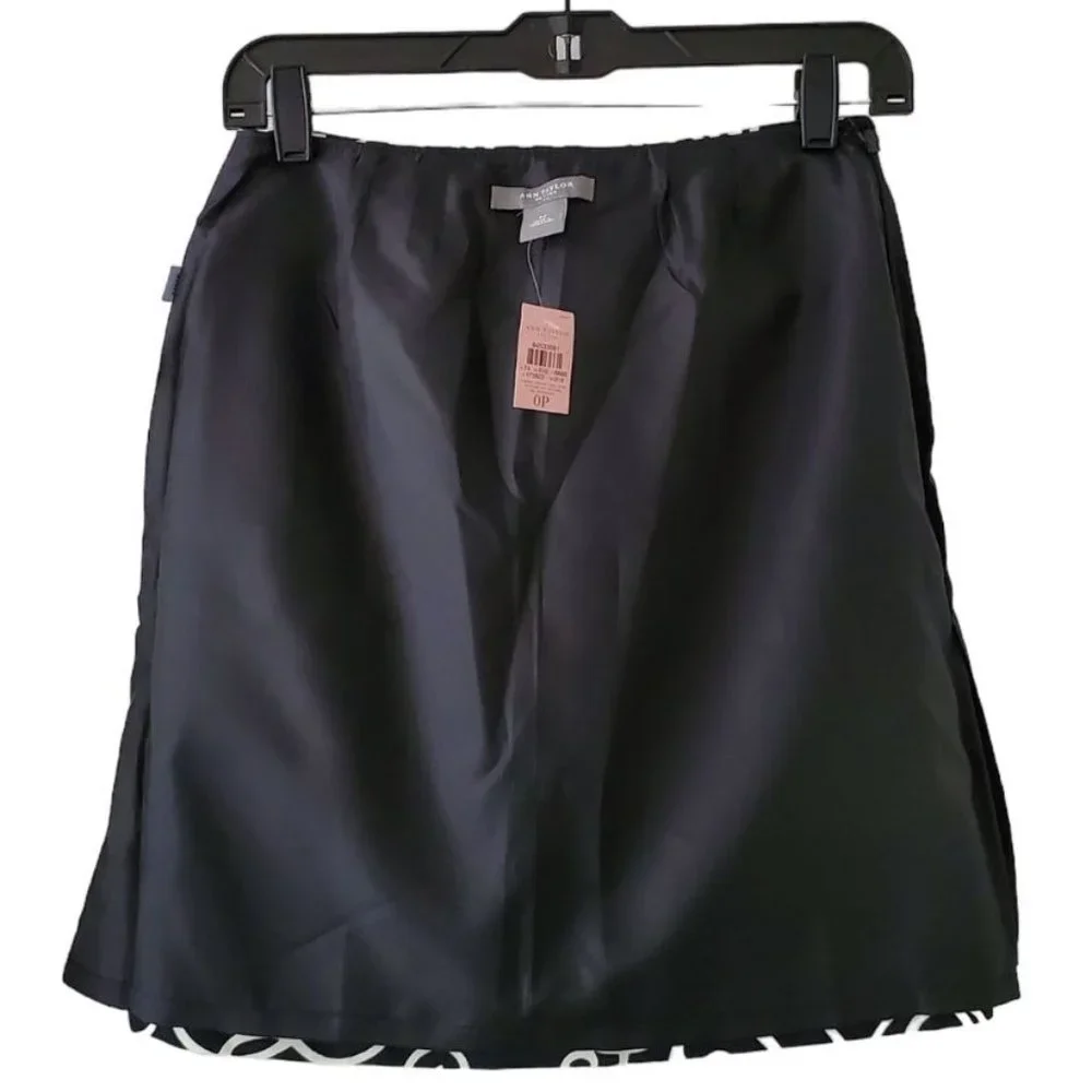 Ann Taylor Scrolling Swirls Short A-line Skirt | NWT | 0P | Black White - Picture 7 of 15